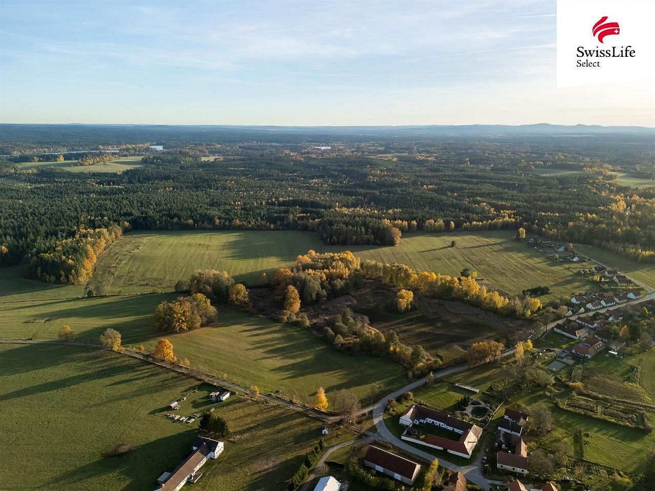 Prodej stavebního pozemku 1 917 m² – fotografie 3