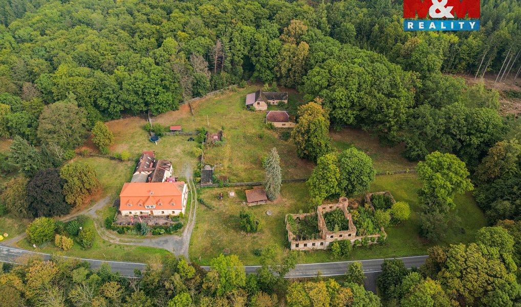 Prodej ubytovacího objektu 689 m², Žihle – náhled fotky 19