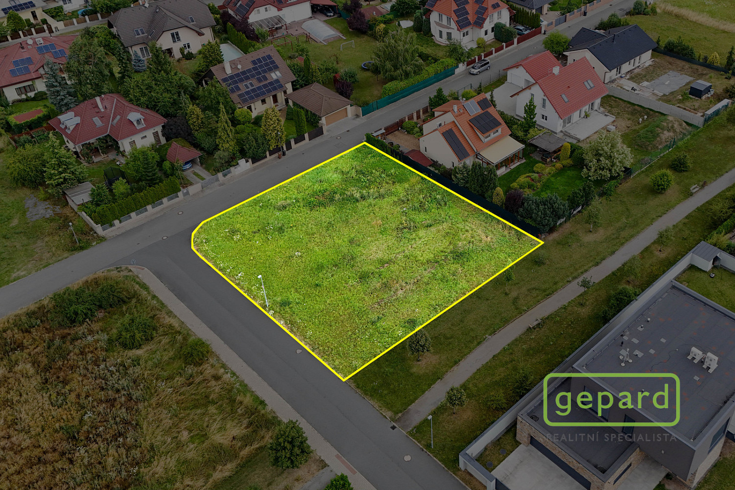 Prodej stavebního pozemku 1 196 m² – fotografie 3