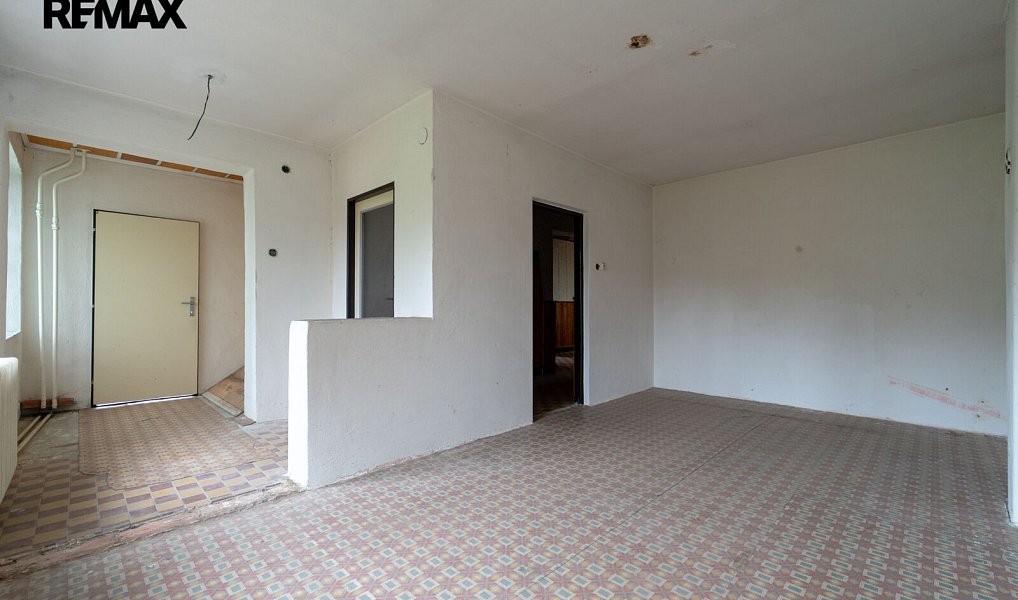 Prodej domu 200 m² s pozemkem 895 m², Rovečné – náhled fotky 26