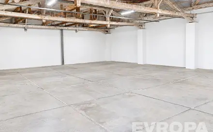 Pronájem skladovacích prostor 187 m², 9. května, Krnov - Pod Cvilínem, okres Bruntál
