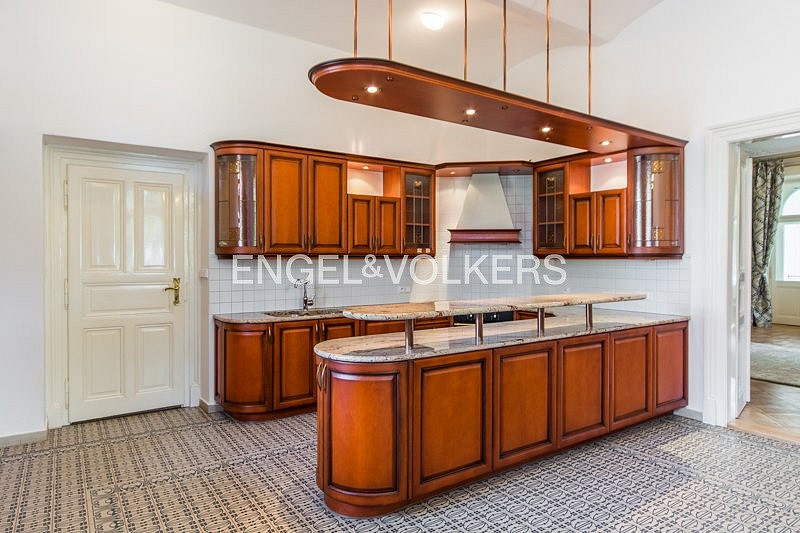 Pronájem kanceláře 827 m² — photo 4