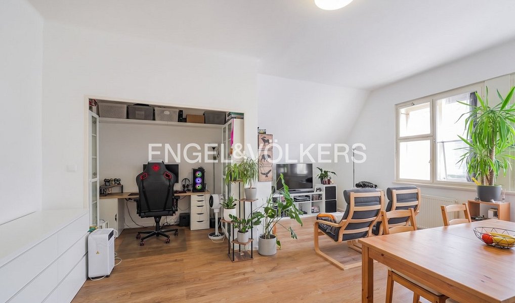 Prodej bytu 2+1 69 m², Praha – náhled fotky 4