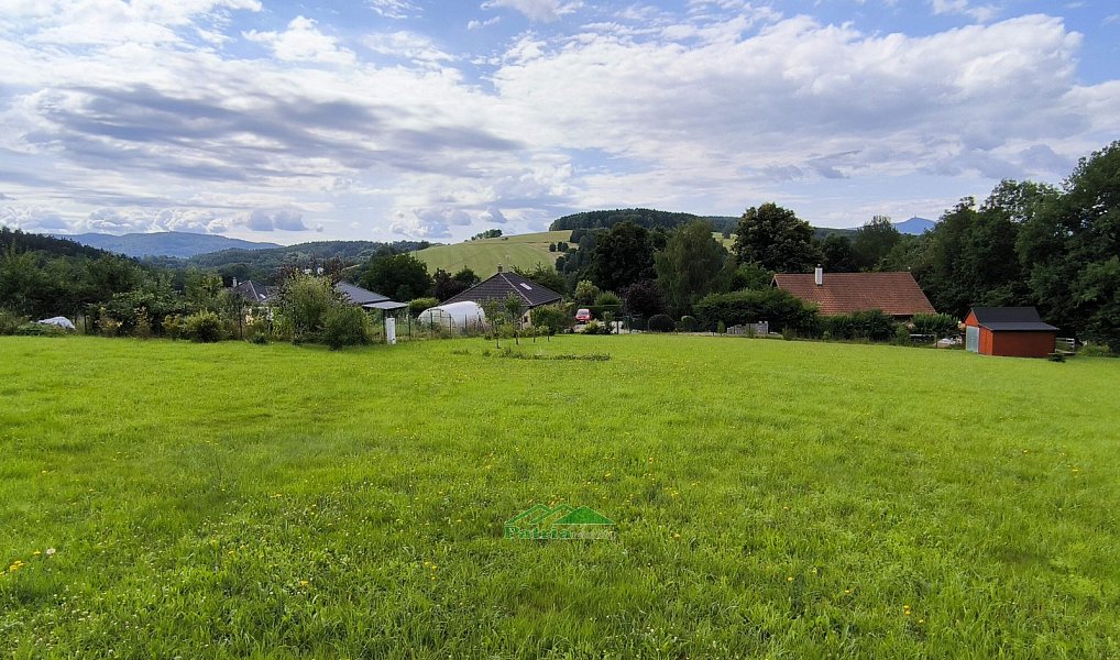 Prodej stavebního pozemku 3 415 m², Nová Ves – náhled fotky 4