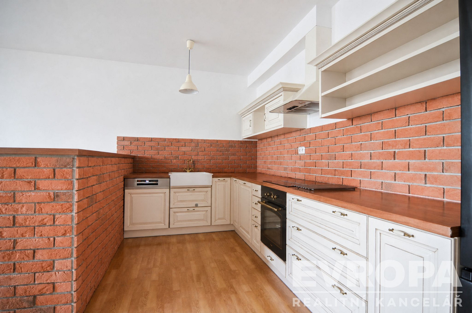 Prodej bytu 4+kk 104 m² – fotografie 5