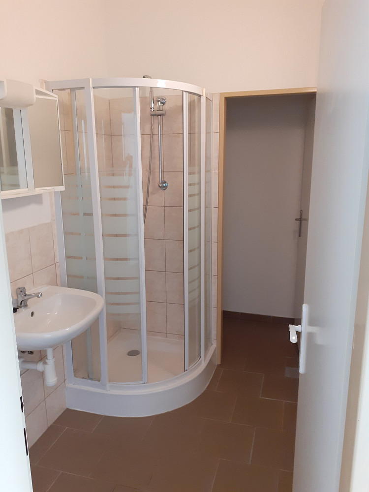 Pronájem bytu 2+kk 45 m² - Więcej