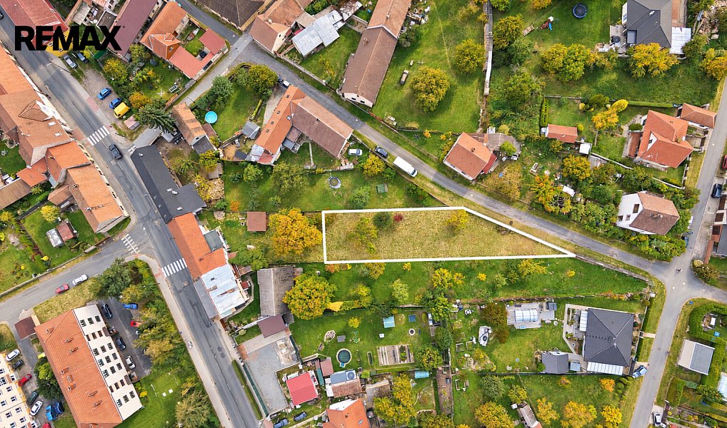 Prodej stavebního pozemku 905 m², Týnec nad Labem – náhled fotky 7