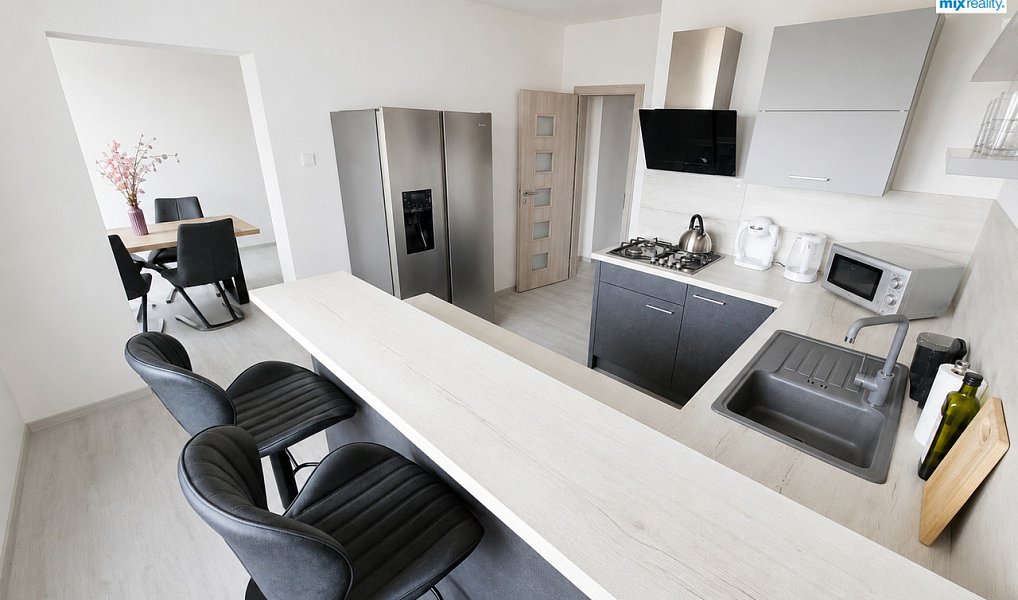Prodej domu 261 m² s pozemkem 806 m², Zbiroh – náhled fotky 3