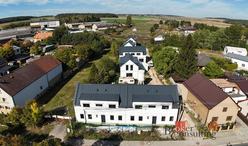Prodej domu 165 m² s pozemkem 349 m², Zruč-Senec – náhled fotky 7
