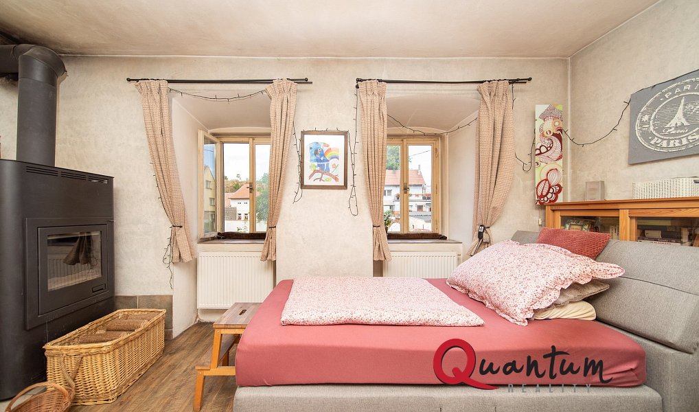 Prodej domu 180 m² s pozemkem 1 906 m², Dolany nad Vltavou – náhled fotky 9