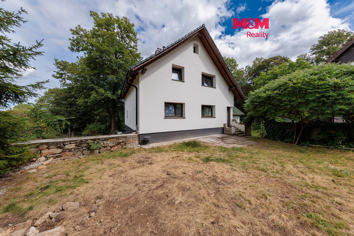 Prodej domu 248 m² s pozemkem 1 066 m²
