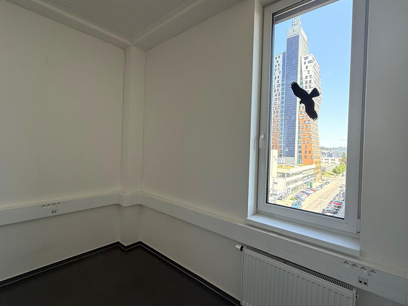 Pronájem kanceláře 23 m² — photo 3