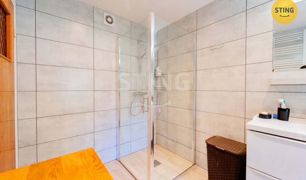 Prodej domu 410 m² s pozemkem 3 700 m², Holasovice – náhled fotky 24