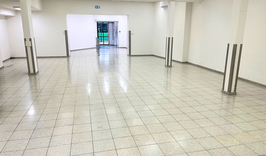 Pronájem obchodních prostor 224 m², Vsetín – náhled fotky 3