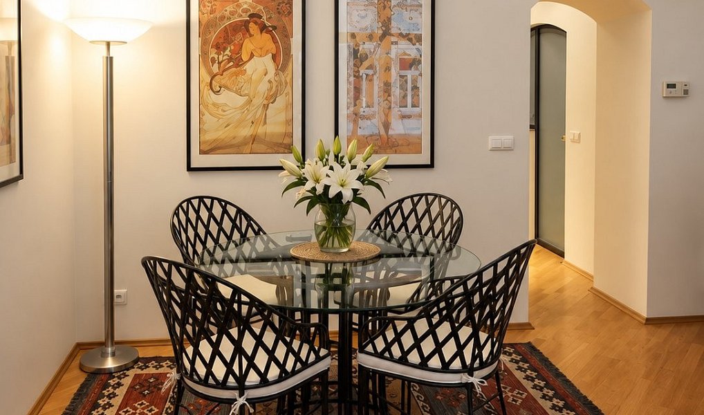 Pronájem bytu 3+1 80 m², Praha – náhled fotky 2