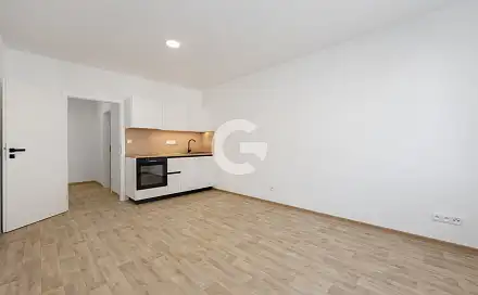 Pronájem bytu 1+kk 27 m²