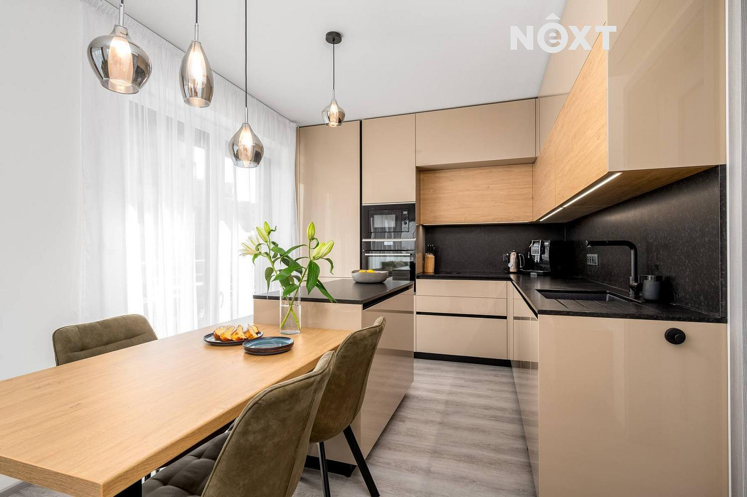 Prodej bytu 3+kk 68 m² — photo 2