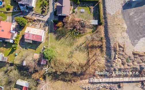 Prodej stavebního pozemku 1 329 m²