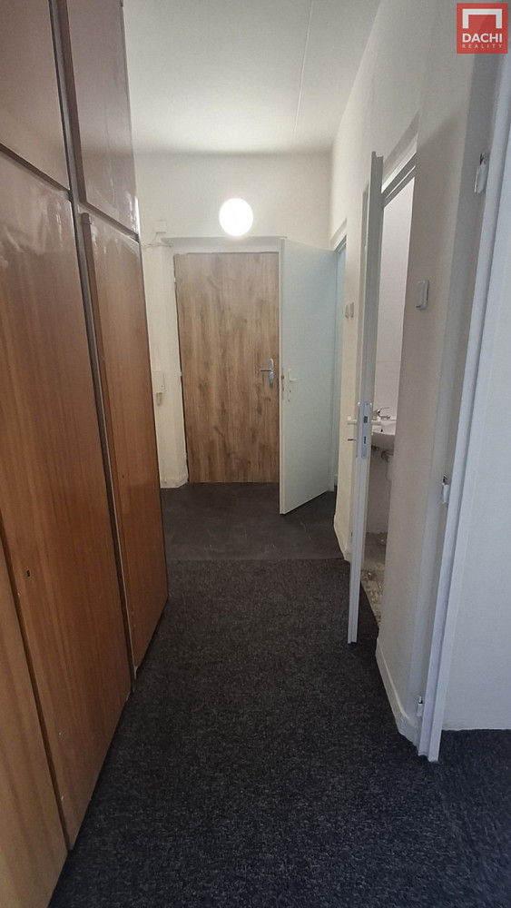 Pronájem bytu 1+1 35 m² — photo 3
