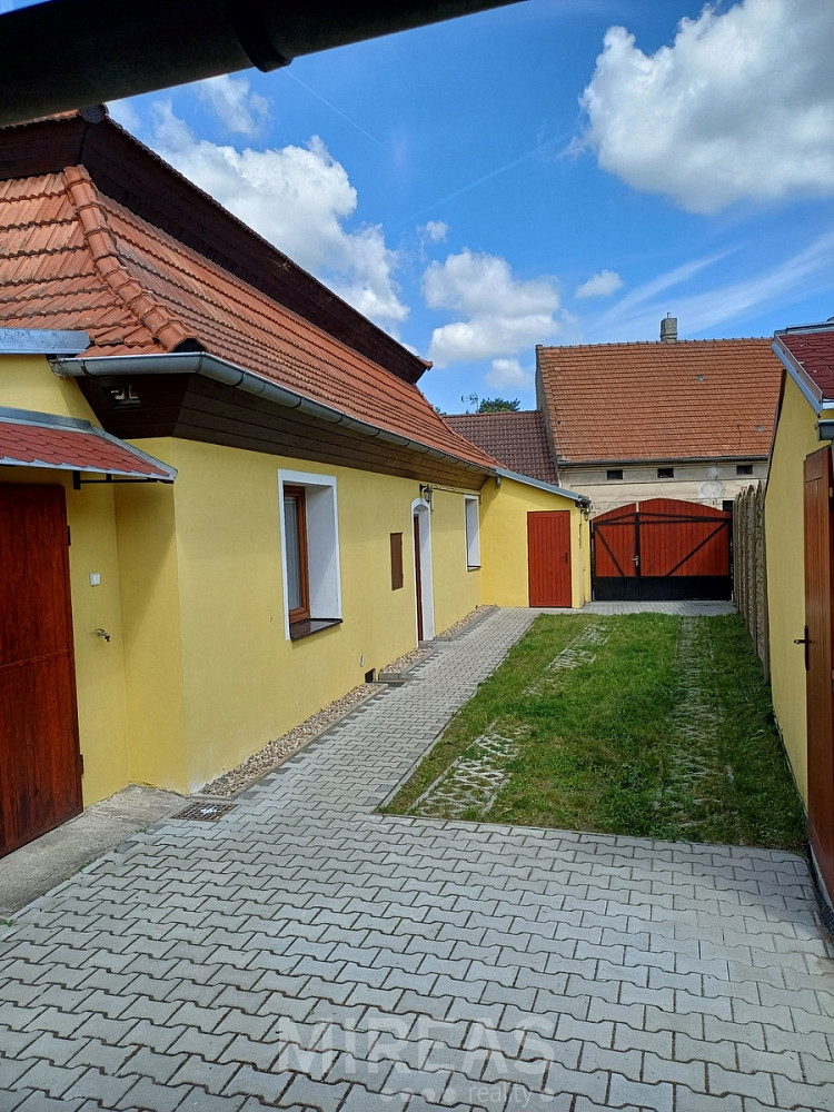 Prodej domu 95 m² s pozemkem 346 m² — photo 2