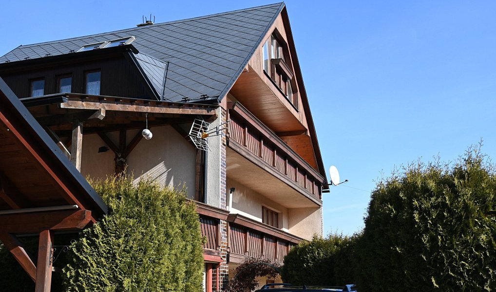 Prodej domu 302 m² s pozemkem 800 m², Oborná – náhled fotky 3