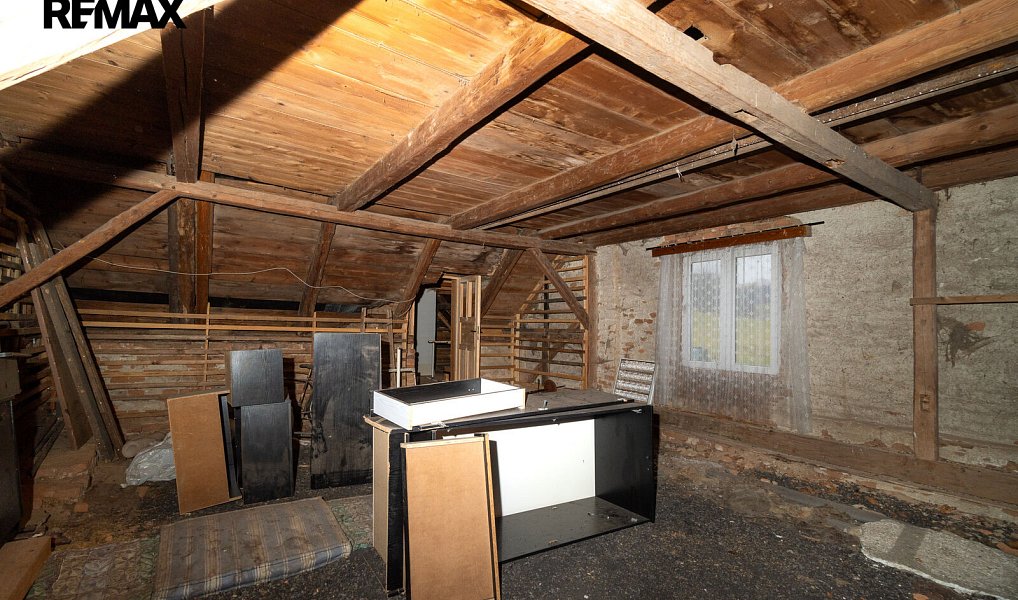 Prodej domu 226 m² s pozemkem 2 380 m², Hošťálkovy – náhled fotky 22