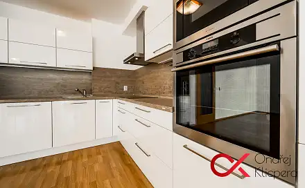 Pronájem bytu 3+kk 104 m²
