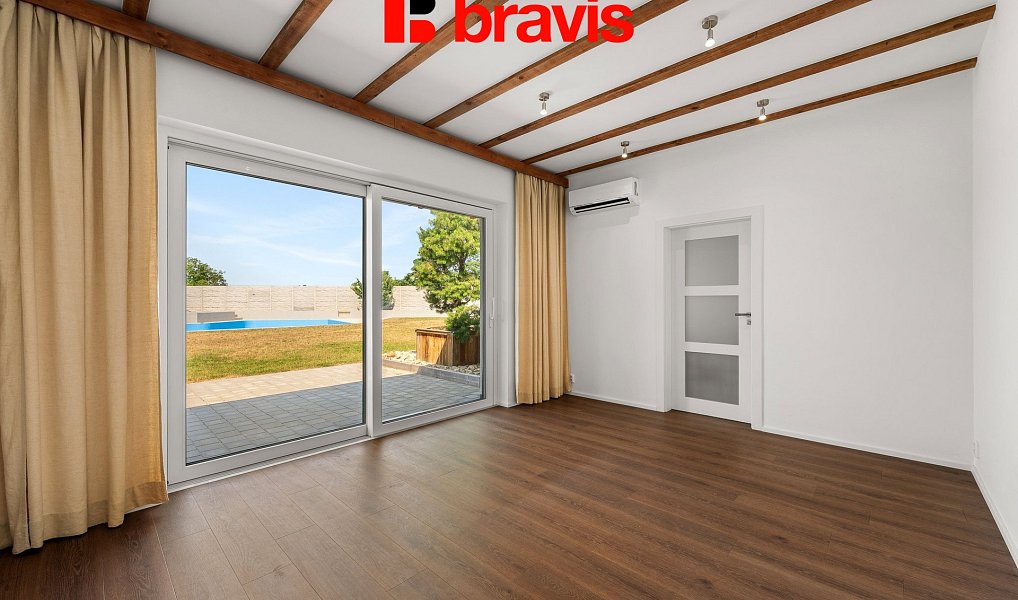 Prodej domu 342 m² s pozemkem 2 869 m², Vítonice – náhled fotky 11