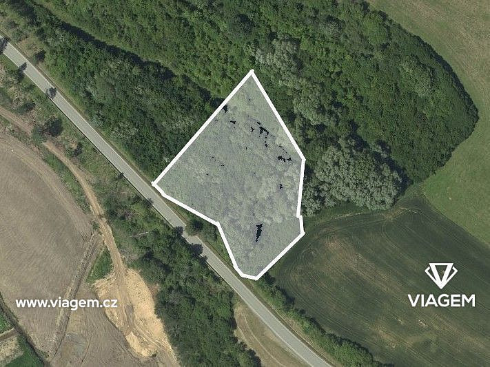 Zahrada 4 232 m², Podíl 49 % o výměře 2 069 m² – pohled 2