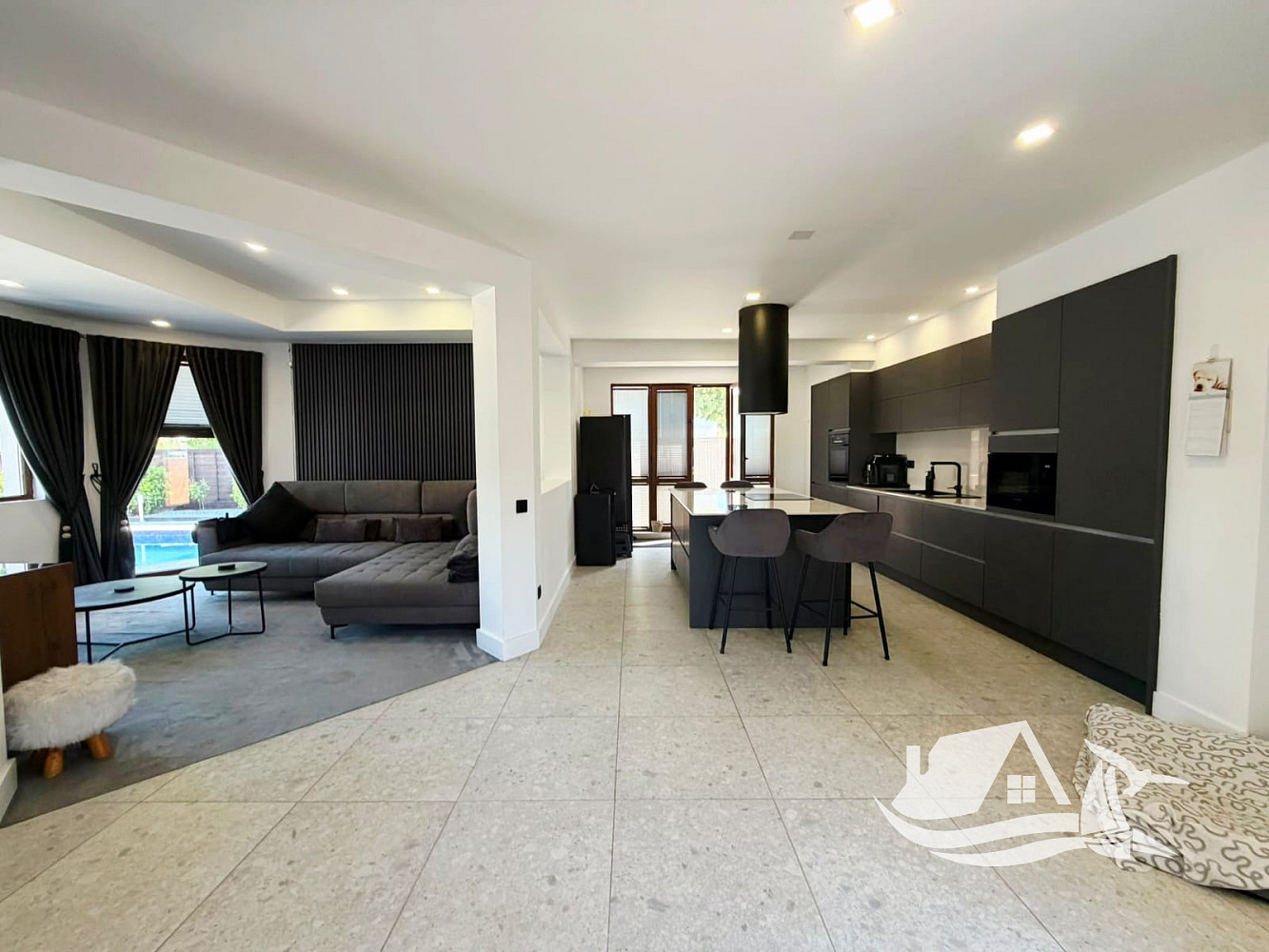 Prodej domu 179 m² s pozemkem 435 m² — photo 4