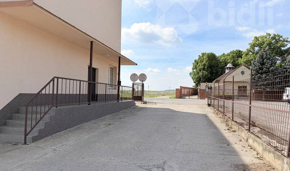 Pronájem výrobních prostor 445 m², Pečky – náhled fotky 7