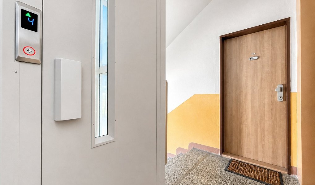 Prodej bytu 3+1 72 m², Jirkov – náhled fotky 28