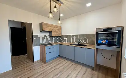 Pronájem bytu 1+1 40 m²