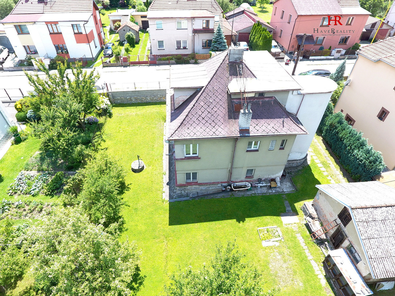 Prodej domu 252 m² s pozemkem 933 m² – fotografie 3