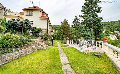 Pronájem domu 165 m² s pozemkem 1 800 m², Černošice, okres Praha-západ