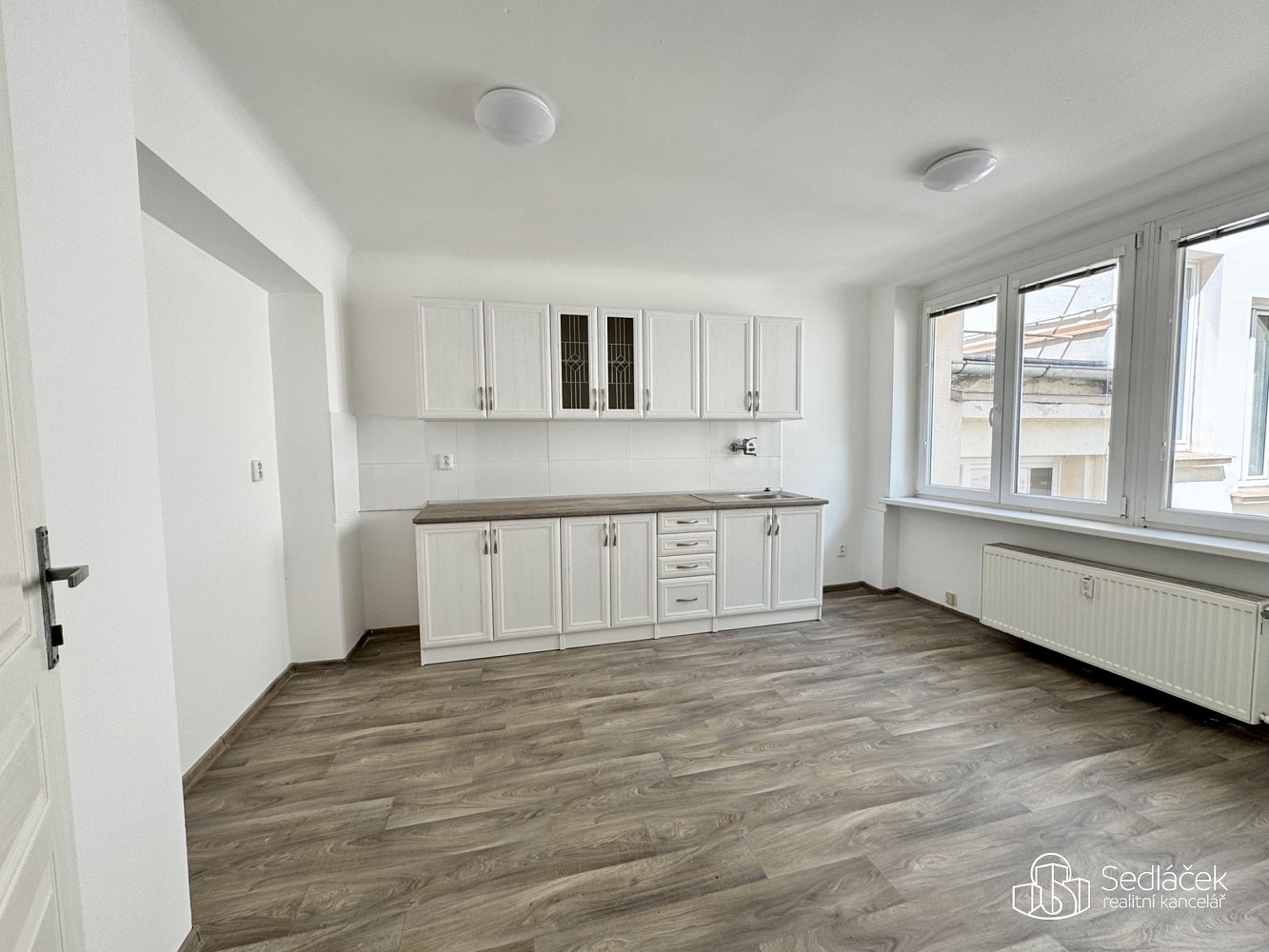 Pronájem komerčního objektu (jiného typu) 103 m² – pohled 2