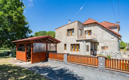 Prodej domu 130 m² s pozemkem 1 444 m², Žáky, okres Kutná Hora