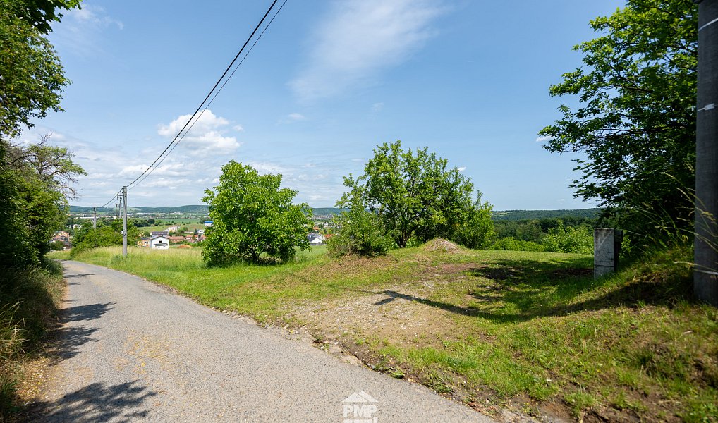 Prodej zahrady 931 m², Střelice – náhled fotky 2