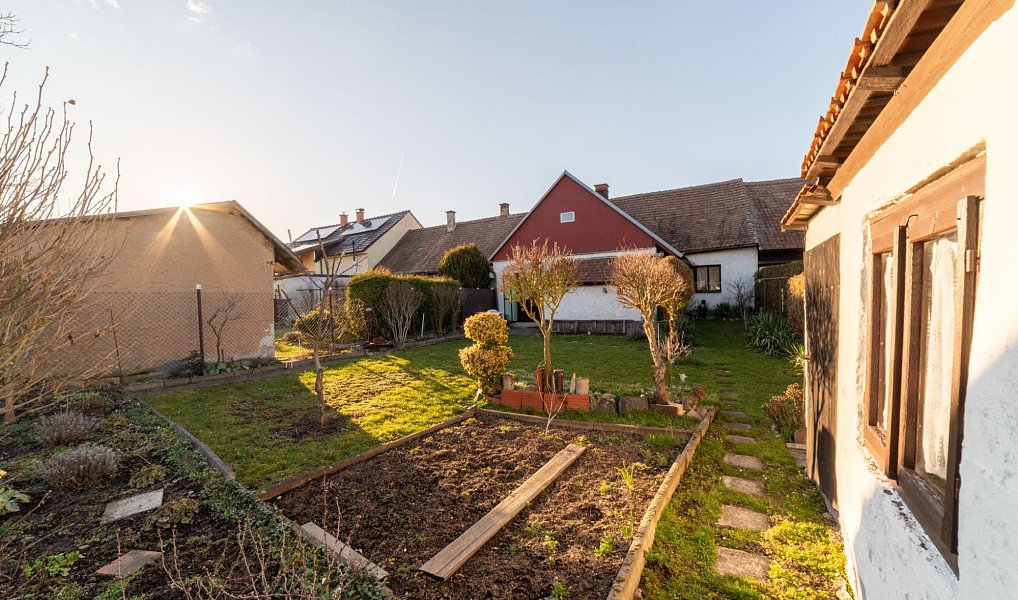 Prodej domu 120 m² s pozemkem 321 m², Žiželice – náhled fotky 18