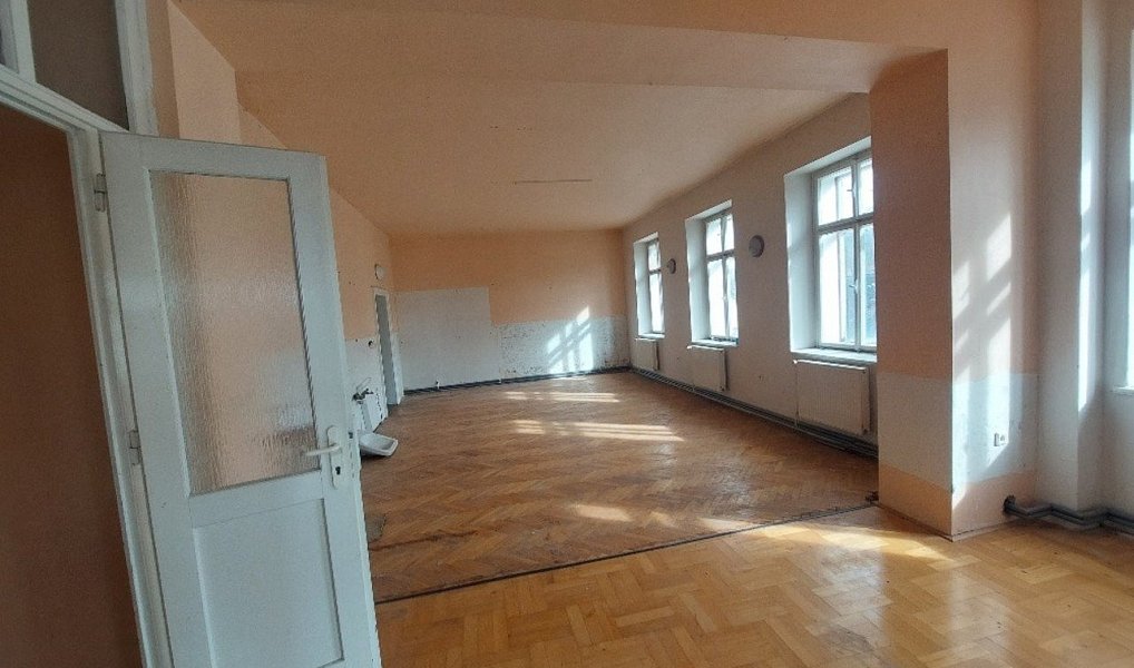 Prodej domu 670 m² s pozemkem 1 511 m², Královec – náhled fotky 7