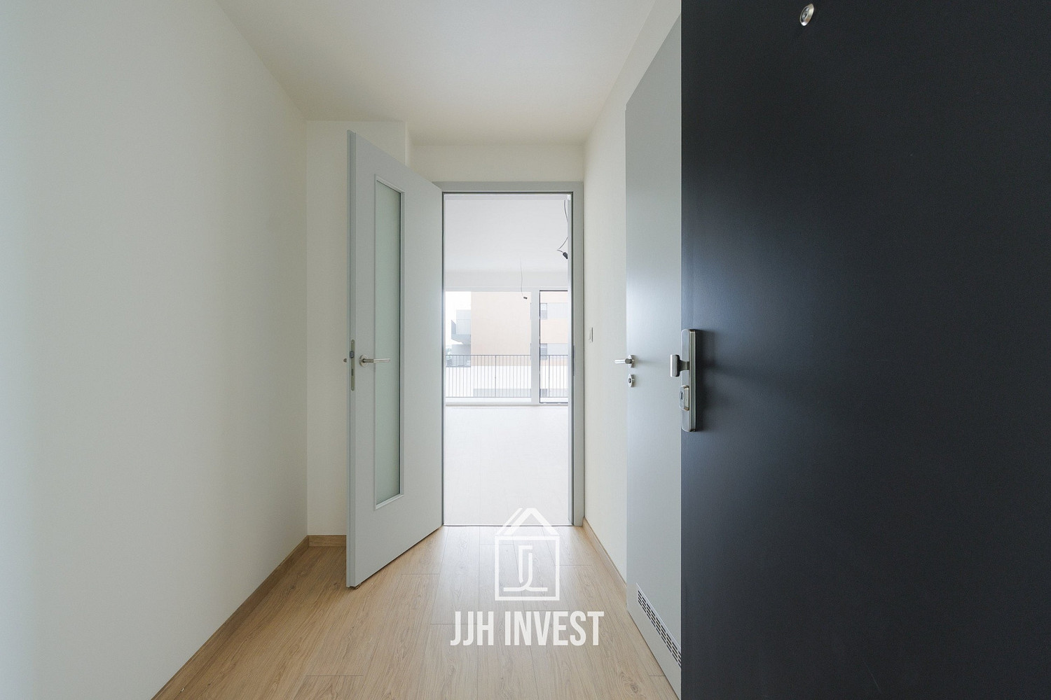 Prodej bytu 1+kk 30 m² — photo 3