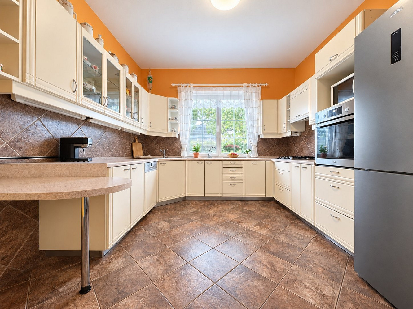 Prodej domu 499 m² s pozemkem 852 m²