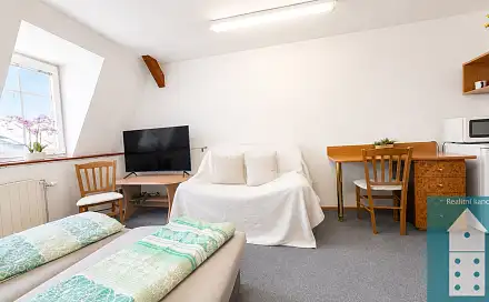 Pronájem bytu 1+kk 20 m², Kroměříž
