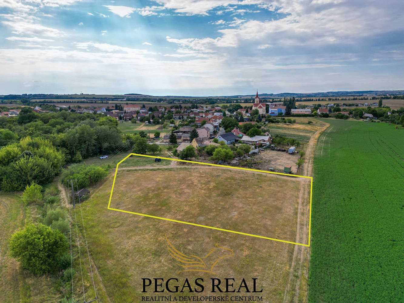 Prodej pole 4 688 m² – fotografie 2