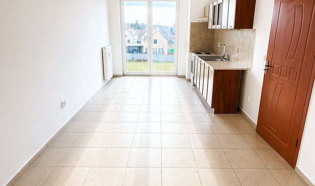 Pronájem bytu 1+kk 35 m², Praha – náhled fotky 2