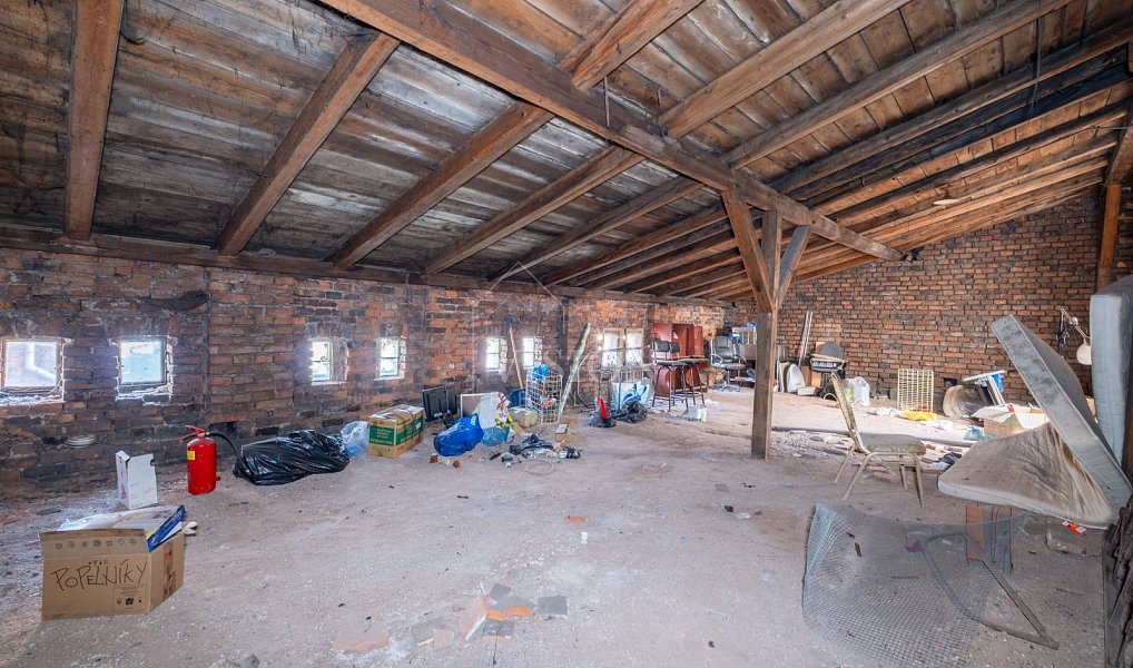 Prodej domu 421 m² s pozemkem 444 m², Broumov – náhled fotky 28