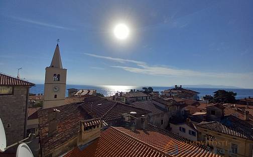 Pronájem bytu 2+kk 80 m², Lovran, Chorvatsko