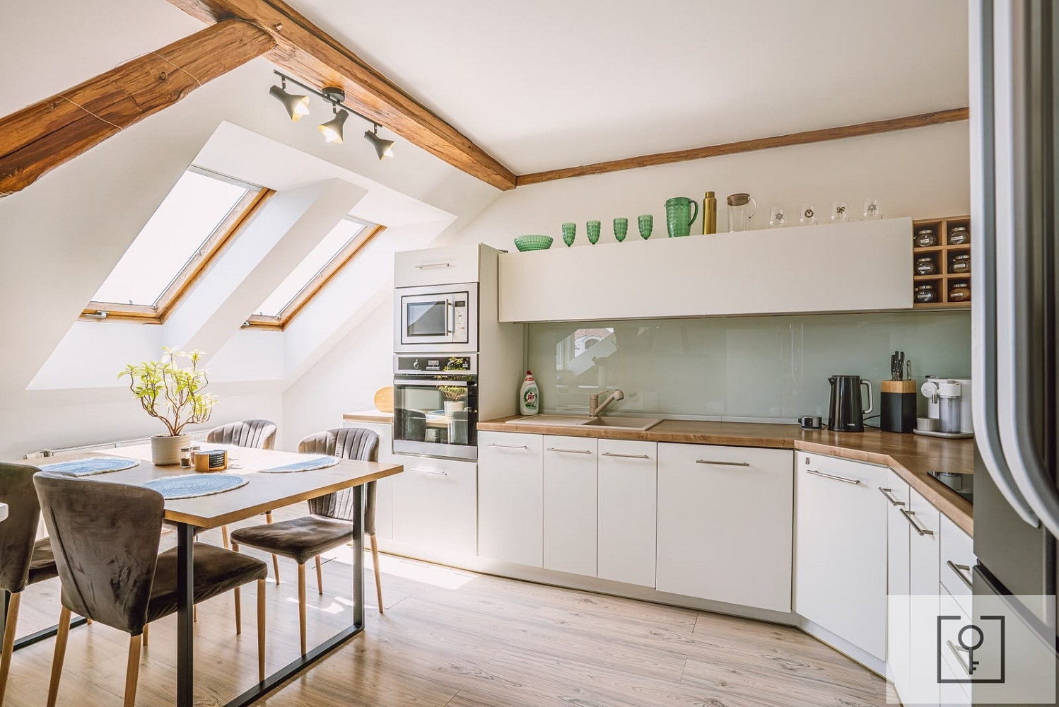 Prodej bytu 3+kk 93 m² — photo 3