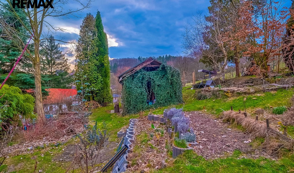 Prodej stavebního pozemku 1 240 m², Děčín – náhled fotky 9