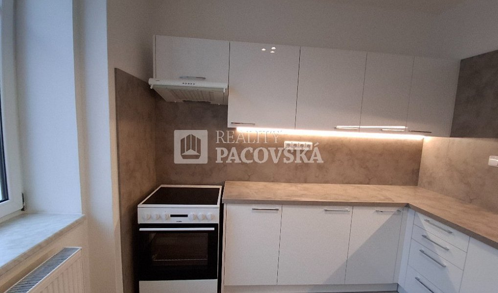 Pronájem bytu 2+1 70 m², Ústí nad Labem – náhled fotky 3